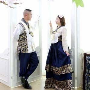 Meet your Posher, Clarisse